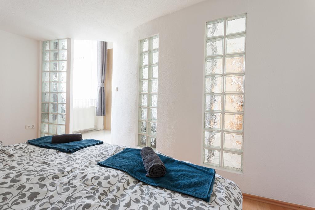 Feel At Home Apartment Budapeste Exterior foto