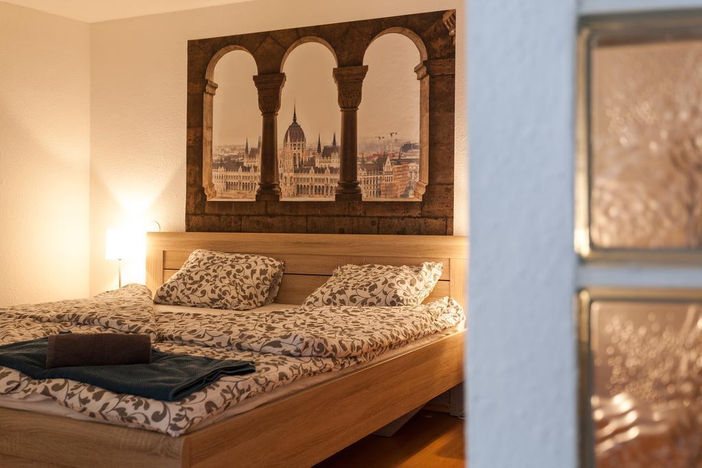 Feel At Home Apartment Budapeste Exterior foto